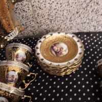 سرویس صبحانه خوری طلایی|ظروف سرو و پذیرایی|ورزنه, |دیوار