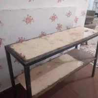 میز آهنی به فروش میرسد