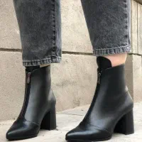 نیم بوت پاشنه بلند|کیف، کفش، کمربند|اهواز, زردشت|دیوار