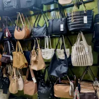 gallery kif BAG STORE|کیف، کفش، کمربند|جهرم, |دیوار