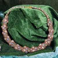 گردنبند،گوشواره،دستبند منجوق/ مهره بافی صنایع بافی