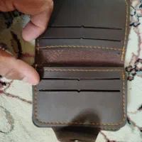 کیف پول|کیف، کفش، کمربند|رباط‌کریم, رباط‌کریم|دیوار