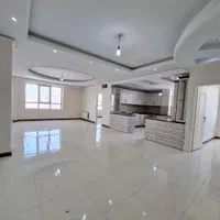 ۱۰۷متری_آسانسور_پارکینگ سندی_غرق در نور