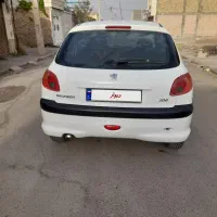 سواری پژو ۲۰۶