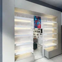 ویترین مغازه