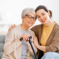 نیازمند پرستار خانم جهت مراقبت شبانه‌روزی در منزل