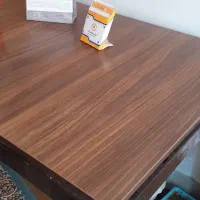 میز نهار خوری فلزی