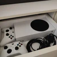 ایکس باکس سری اس در حد نو با دسته اضافی