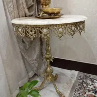 سماور و میز -وتعدادی مجسمه بنز|صنایع دستی و سایر لوازم تزئینی|نهاوند, |دیوار