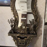 آینه و میز