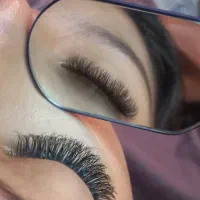 اکستنشن مژه و لیفت و لیفت و لمینت ابرو و مژه