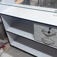 تجهیزات و دکور بوتیک