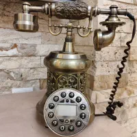 تلفن آنتیک طرح کلاسیک اروپایی