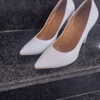 سه جفت کفش در حد نو