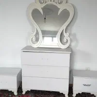 آینه دراور و پاتختی