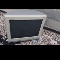 مانیتور کامپیوتر ۱۷ اینچ ال جی|قطعات و لوازم جانبی رایانه|اراک, |دیوار