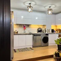 واحد مسکونی محله ب ۷. B7 فول امکانات شیک