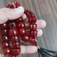 تسبیح کهنه کهربافاتوران