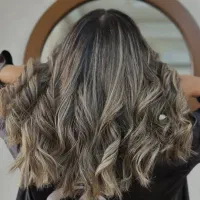 رنگ و لایت و احیا و کراتین|خدمات آرایشگری و زیبایی|مشهد, هفت تیر (آب و برق)|دیوار