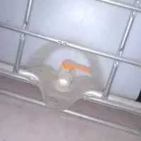 منبع آب 1000لیتری مربع باشیرتخلیه بدون حفاظ