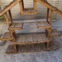 استند چوبی برای گل