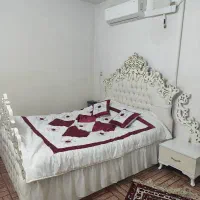 تخت دو نفره سلطنتی بزرگ