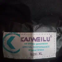 کاپشن مشکی|لباس|پرند, فاز ۱|دیوار