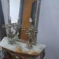 آیینه و کنسول