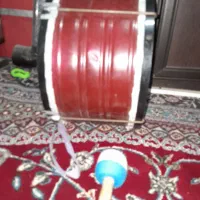 یک عدد طبل سالم|درام و پرکاشن|همدان, |دیوار