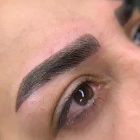 جذب مدل میکروبلیدینگ و فیبروزابرو (توسط مربی)|خدمات آرایشگری و زیبایی|ساری, |دیوار