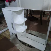 آینه سرویس بهداشتی