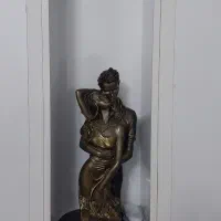 دوعدد مجسمه بسیار باکیفیت