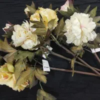 گل مصنوعی خارجی 4 شاخه|گل مصنوعی|محمدشهر, شهرک پیام (مهرالبرز)|دیوار