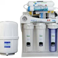 سرویس و تعویض فیلتر تصفیه آب خانگی در محل