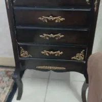 میزتلفن ۴کشوسالم