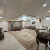 ۱۶۰ متری قلب طالقانی