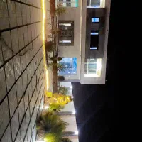 باغ ویلا/استخر/تولد/مهمانی تعداد بالا/|اجارهٔ کوتاه‌مدت ویلا و باغ|کرج, استاندارد|دیوار