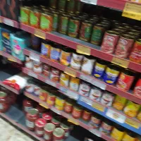 استخدام خانم در فروشگاه مواد غذایی