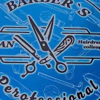 نیازمند آرایشگر آقا