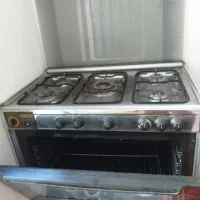یک دستگاه  اجاق گازفرگاز ۵ شعله