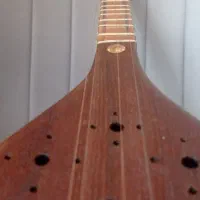 سه تار|سازهای سنتی|همدان, |دیوار