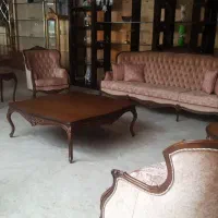 فروشنده خانم