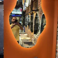 به یک کارگر شیشه بری نیازمندیم