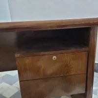 میز تحریر و میز تلفن