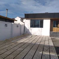 نقاش ساختمان کناف در چارچوب نرده دیوار نما|خدمات پیشه و مهارت|آستانه اشرفیه, |دیوار