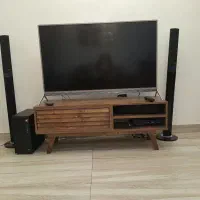 میز تلویزیون.  وباندها