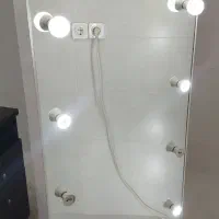 آینه آرایشگری