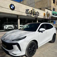 لاماری ایما، مدل ۱۴۰۴ سفید صدفی