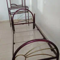 تخت فلزی همراه میز آرایش