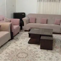 مبل راحتی و میز